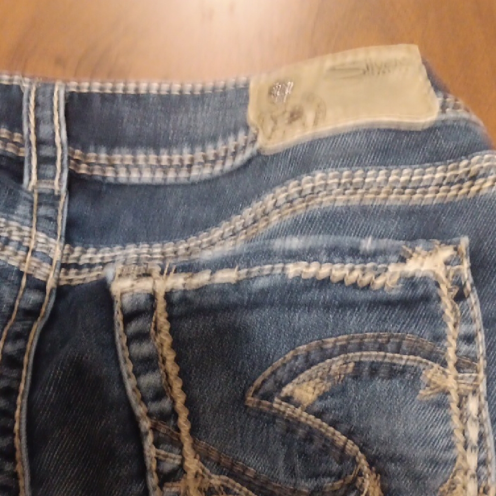Stylish Blue Jeans for Women